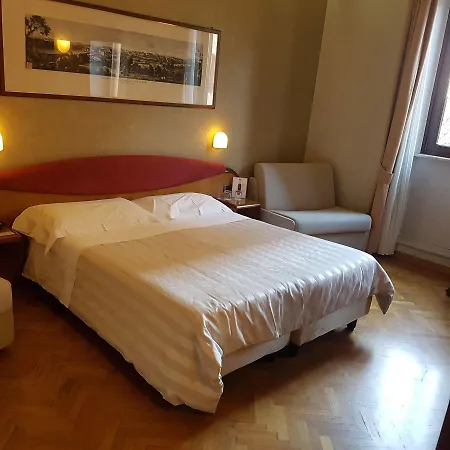 Fori Imperiali Cavalieri 3* Roma