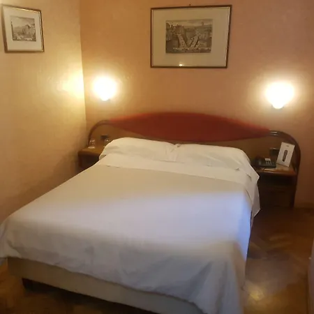 Fori Imperiali 3*