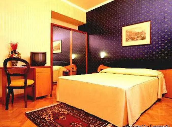 Fori Imperiali Ξενοδοχείο