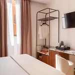 ホテル Fori Imperiali